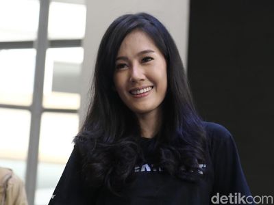 Ardina Rasti, si Desi yang Nyebelin di Film 22 Menit