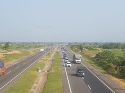 Arus Mudik di Tol Cipali Ramai Lancar, Macet Jelang Rest Area KM 130