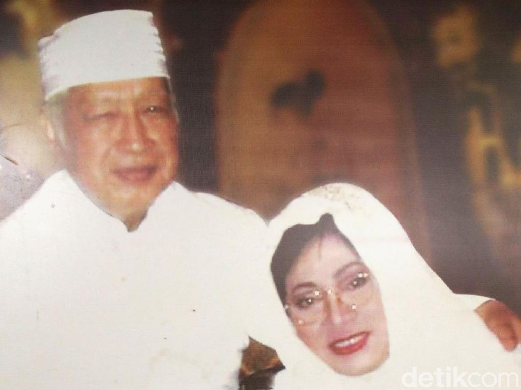 Mbak Tutut Blak-blakan Ungkap Pesan Terakhir Pak Harto Mbak Tutut Blak-blakan Ungkap Pesan Terakhir Pak Harto