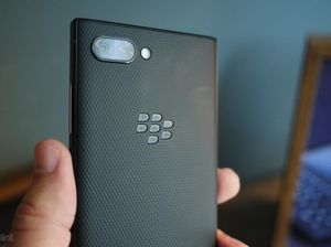 Samsung dan BlackBerry Perpanjang Kolaborasi Keamanan Samsung dan BlackBerry Perpanjang Kolaborasi Keamanan