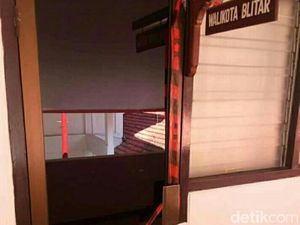 Teka-teki Hilangnya Wali Kota Blitar Sesaat Sebelum KPK Datang Teka-teki Hilangnya Wali Kota Blitar Sesaat Sebelum KPK Datang