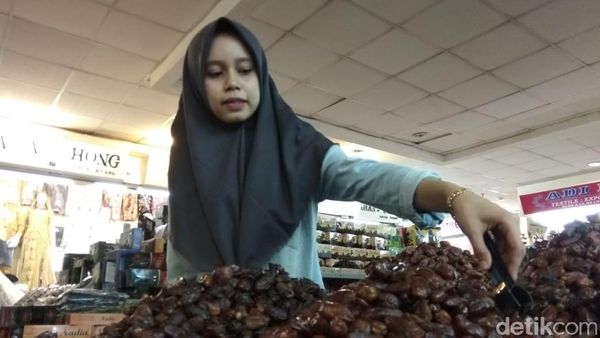 Manisnya Bisnis Kurma Beromzet Rp 20 Juta/Hari