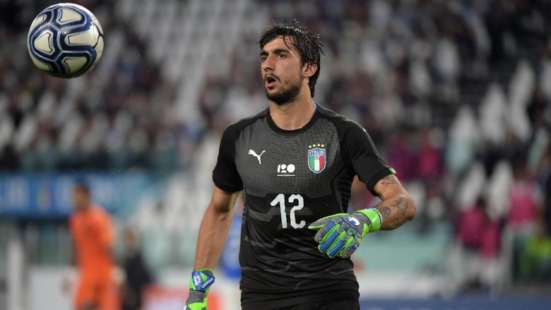 Jalani Tes Medis, Mattia Perin Selangkah Lagi Gabung Juventus Jalani Tes Medis, Mattia Perin Selangkah Lagi Gabung Juventus