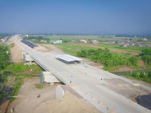 Masuk Tol Batang-Semarang, Kecepatan Maksimal 40 Km/Jam