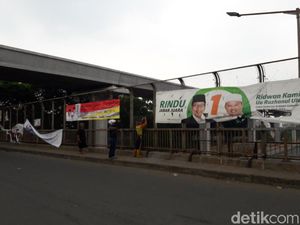 Teror Lempar Batu di Tol, Polisi: JPO Bukan untuk Nongkrong