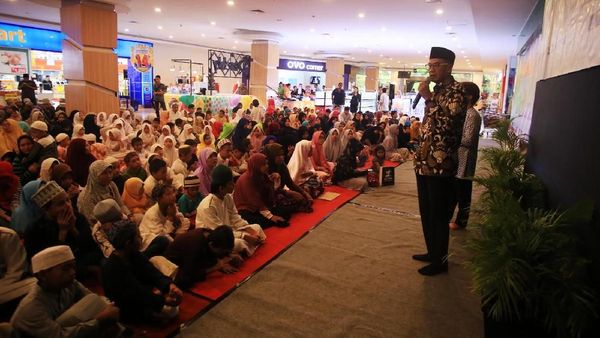 Lippo Buka Puasa Bersama Anak Yatim