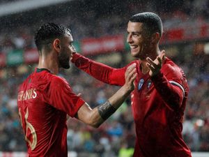 Portugal Kalahkan Aljazair 3-0
