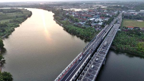 Alhamdulillah, Jembatan Babat yang Sempat Putus Kini Tersambung Alhamdulillah, Jembatan Babat yang Sempat Putus Kini Tersambung