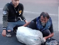 Saat Komunitas Penjual Ponsel di Sukabumi Peduli Duafa