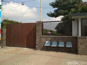 Pasca Ditetapkan Tersangka KPK, Begini Kondisi Rumah Syahri Mulyo Pasca Ditetapkan Tersangka KPK, Begini Kondisi Rumah Syahri Mulyo
