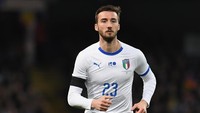 Gelandang Atalanta, Bryan Cristante, ditebus AS Roma dengan nilai transfer 30 juta euro. Pemain nasional Italia itu didatangkan dengan harga sekitar 19 juta euro lebih murah. (Foto: Claudio Villa/Getty Images)
