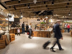 Curhat Penumpang: Makanan Bandara Sudah Mahal, Tidak Enak Pula