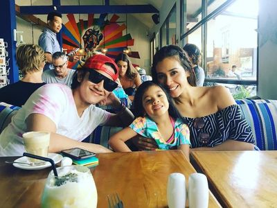 Begini Gaya Kulineran Marsha Timothy, Saat Makan Bersama Keluarga