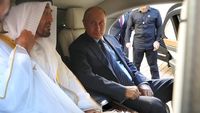 Putin Pamer Mobil Dinas Buatan Rusia ke Pangeran Abu Dhabi
