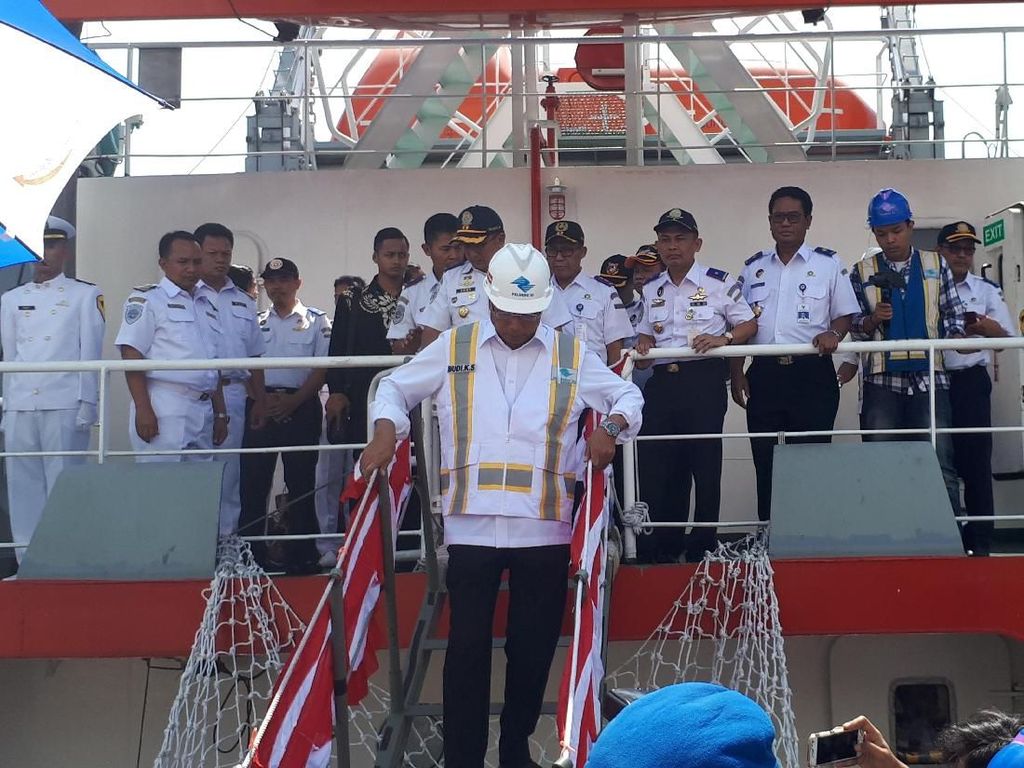 Cek Persiapan Mudik di Tanjung Perak, Menhub: Harus Tak Ada Masalah Cek Persiapan Mudik di Tanjung Perak, Menhub: Harus Tak Ada Masalah