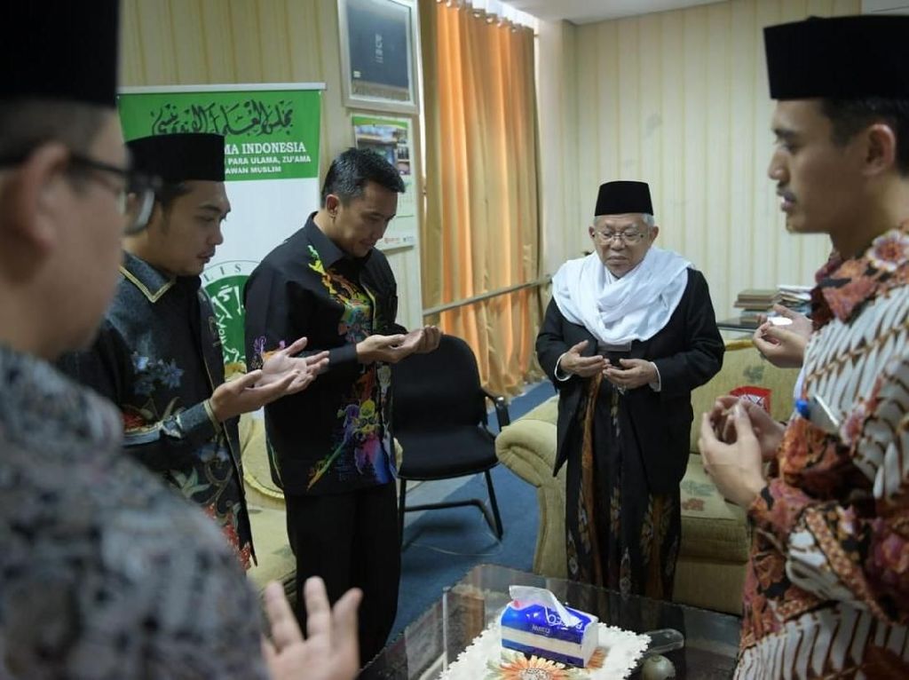 Menpora Minta Ketua MUI Doakan Asian Games dan Asian Para Games 2018 Sukses Menpora Minta Ketua MUI Doakan Asian Games dan Asian Para Games 2018 Sukses