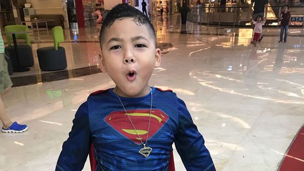 10 Gaya Kellen, Anak Krisdayanti yang Keren dan Menggemaskan