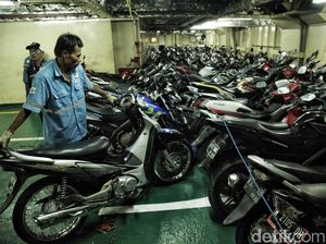 1.982 Pemotor Mudik Gratis Naik Kapal Laut 1.982 Pemotor Mudik Gratis Naik Kapal Laut
