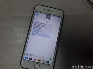 Dapat SMS Penipuan Usai THR Cair? Begini Cara Lapornya