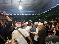 Ke Mana Cak Nun dan Maiyah akan Melabuhkan Dukungan di Pilpres?