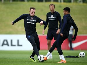 Baru Dikaruniai Putri, Phil Jones Ditantang Atasi Rasa Kangen di Piala Dunia