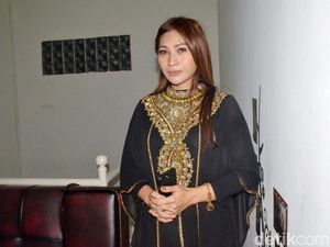 Ikut Bahagia, Tata Janeeta Sebut Maia-Irwan Pasangan Elegan Ikut Bahagia, Tata Janeeta Sebut Maia-Irwan Pasangan Elegan