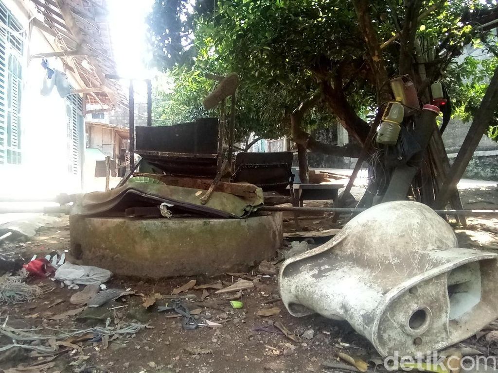 Balita Al Ghozari Tewas Tercebur Sumur Sedalam 25 Meter Balita Al Ghozari Tewas Tercebur Sumur Sedalam 25 Meter