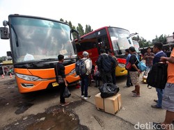 Penumpang di Terminal Lebak Bulus Tahun ini Alami Penurunan