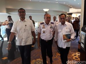 Menhub: Pemudik Tidak Harus Selalu Pakai Tol
