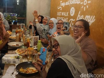 Kemeriahan Pengunjung Warung Pasta di Hari Terakhir DiTraktir Detikcom