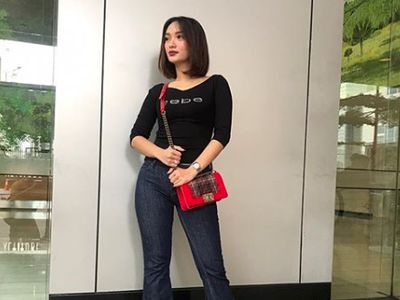Penampilan Zaskia Gotik dan Tas Mewahnya
