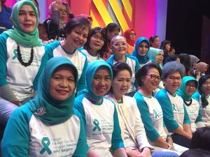Jupe di Mata Penyintas Kanker Serviks: Dia Membuka Mata Wanita Indonesia Jupe di Mata Penyintas Kanker Serviks: Dia Membuka Mata Wanita Indonesia