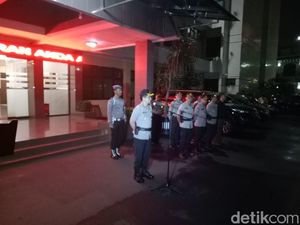 Polres Jaksel Gelar Apel Pengamanan Antisipasi Kejahatan di SOTR Polres Jaksel Gelar Apel Pengamanan Antisipasi Kejahatan di SOTR