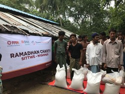 Berbagai Senyum Lebaran untuk Pengungsi Rohingnya di Arakan