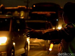 Pemudik yang Melintas Pantura Pekalongan Mulai Meningkat