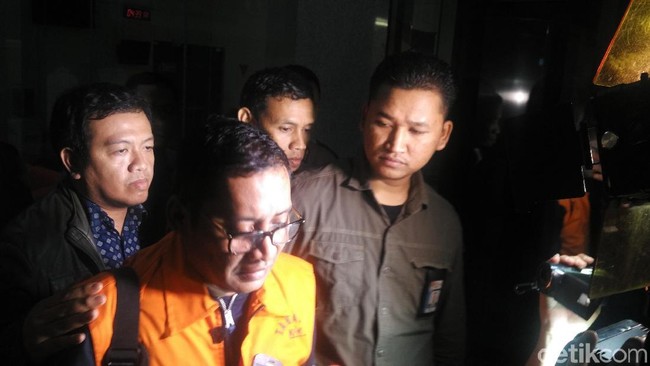Eks Bupati Tulungagung Sebut Serahkan Diri ke KPK Inisiatif Sendiri