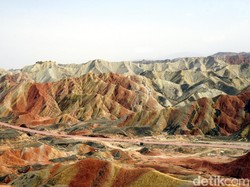 Fakta-fakta Gunung Pelangi di China yang Disebut dalam Al Quran