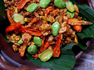 Menggiurkan! 10 Kreasi Telor Orak Arik yang Enak Untuk Sahur Ini!