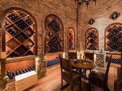 Orang Kaya Ini Gagal Bayar Utang, Istananya Rp 7 T Mau Dijual