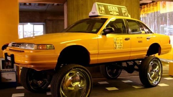 Taksi-taksi Unik Ini Ada di Indonesia Nggak, Ya?