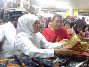 Pedagang di Pasar Tradisional Krian Mantap Dukung Khofifah-Emil