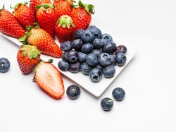 Buat Kulit Wajah Jadi Lembap dengan Mengonsumsi Ini