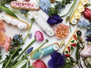 Deretan Eclair Cantik Penuh Warna Ini Bikin Tak Tega Melahapnya Deretan Eclair Cantik Penuh Warna Ini Bikin Tak Tega Melahapnya