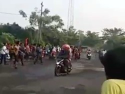 Viral Pemotor Wanita Disiram Air Tiap Lewat Sirkuit di Pemalang