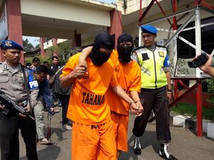 Dipergoki Pemilik, 2 Pencuri di Rumah Kosong di Bekasi Ditangkap