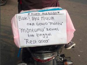 Guyonan Tulisan Mudik yang Bikin Ngakak