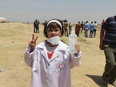 Foto: Perawat Cilik Palestina yang Termotivasi Jejak Razan al-Najjar