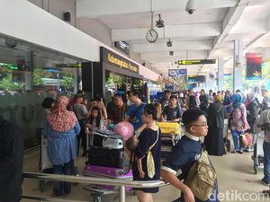 Kemenhub Minta Pengelola Bandara Pasang Banner Tarif Pesawat
