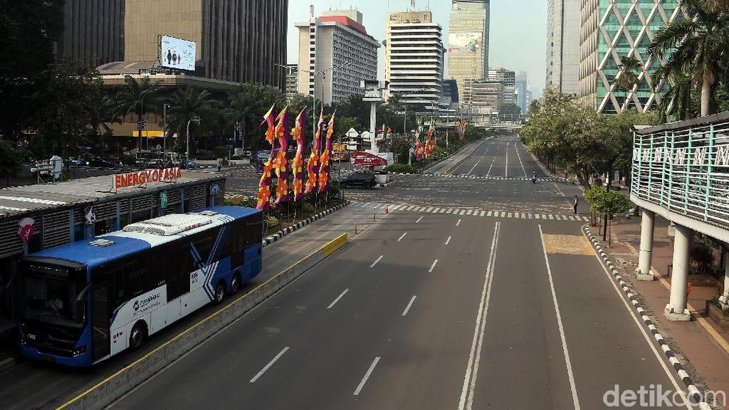 Asyik! Sudirman-Thamrin Lancar Jaya Asyik! Sudirman-Thamrin Lancar Jaya