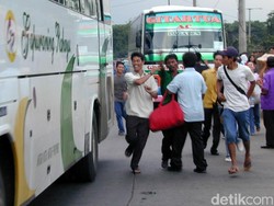Terminal Lebak Bulus Dibongkar Buat MRT, Angkutan Umum Semrawut